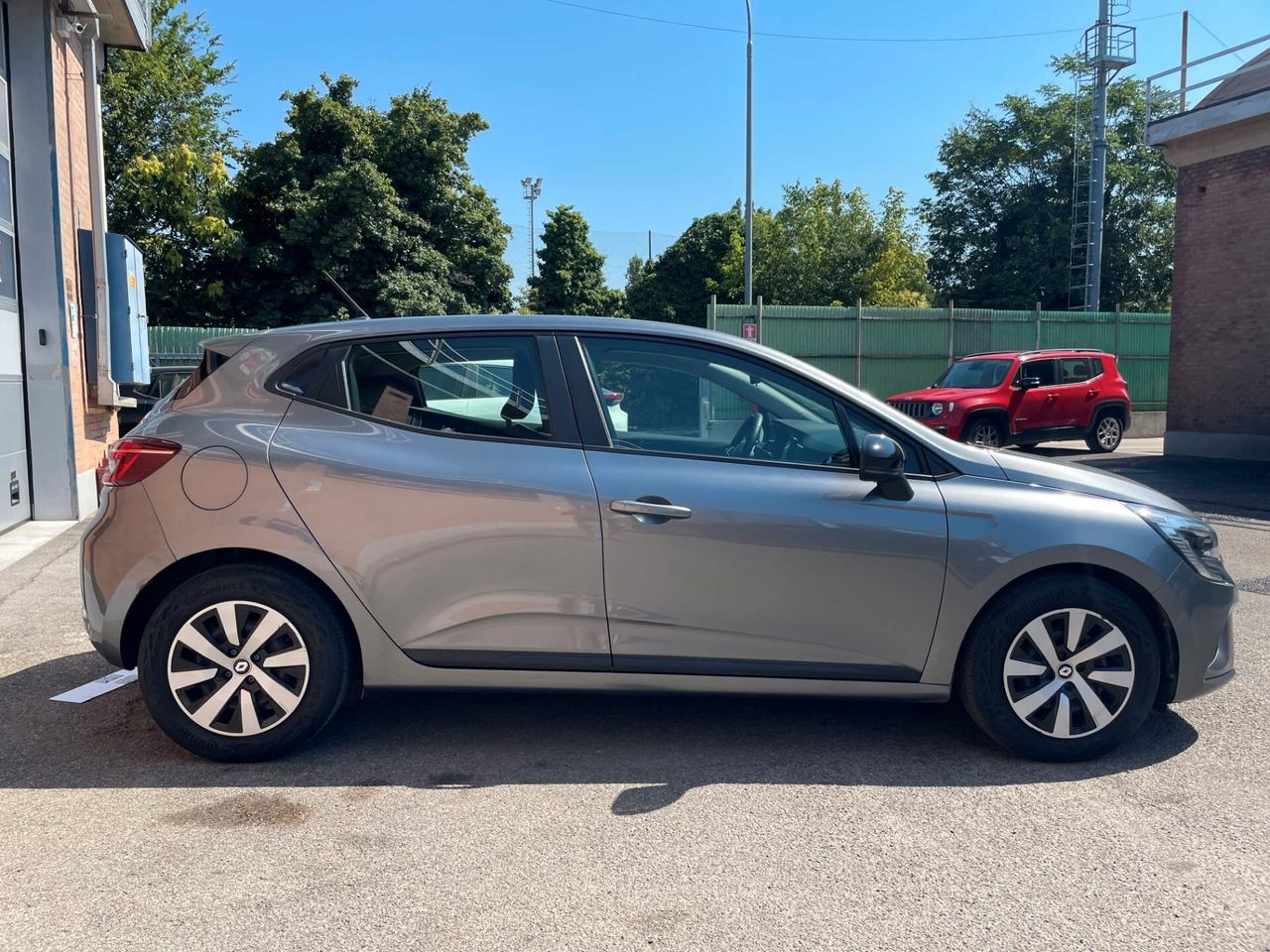 Renault Clio Benzina/Gpl 100cv- UNICO PROPRIETARIO-TAGLIANDI UFFICIALI