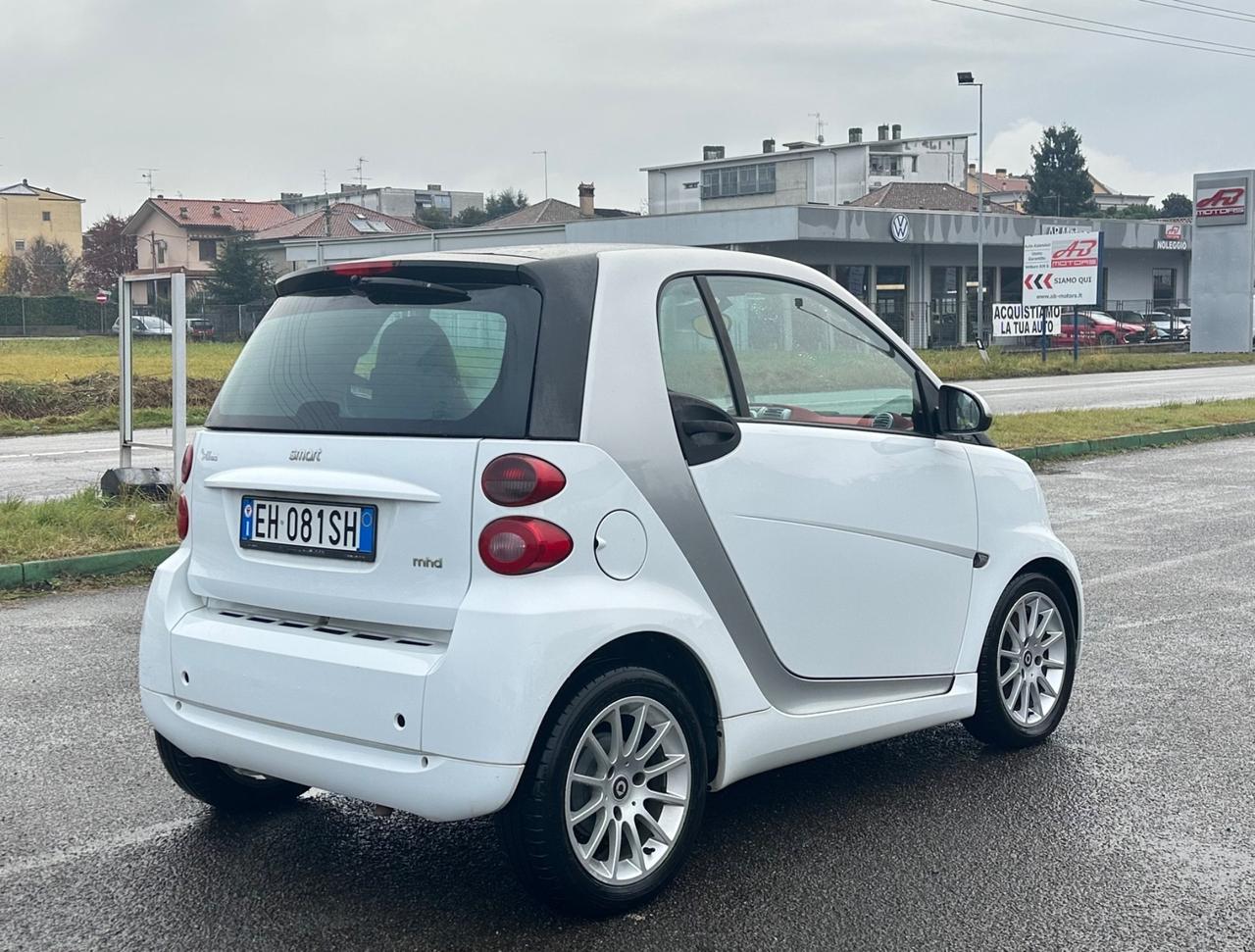 Smart ForTwo 1000 52 kW coupé pure