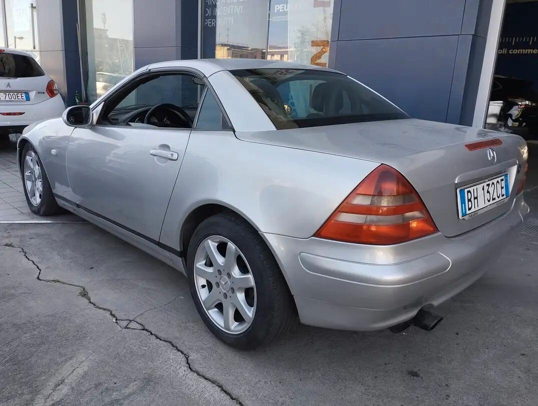 Mercedes-benz SLK 200 cat