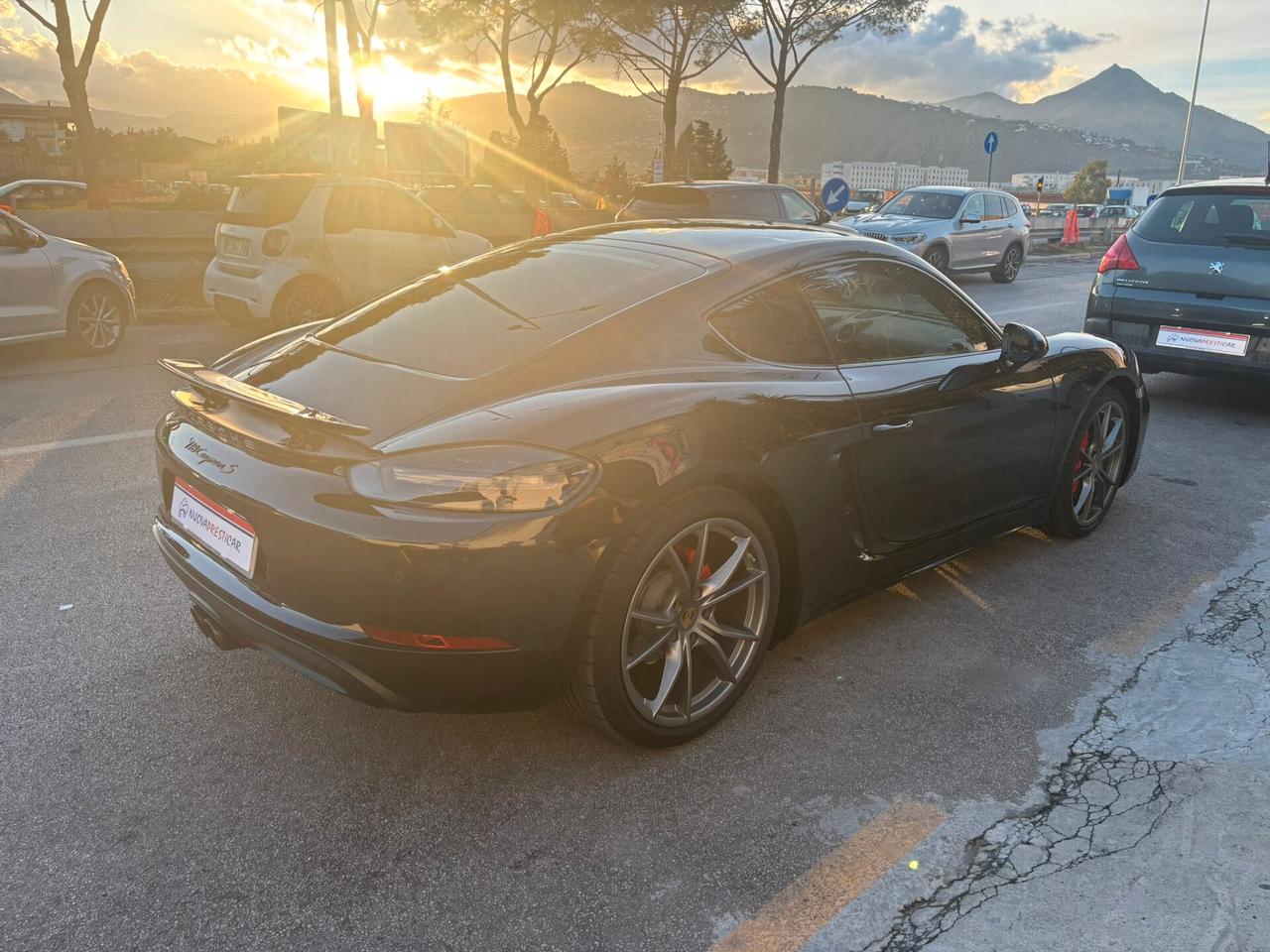 Porsche Cayman 718 S