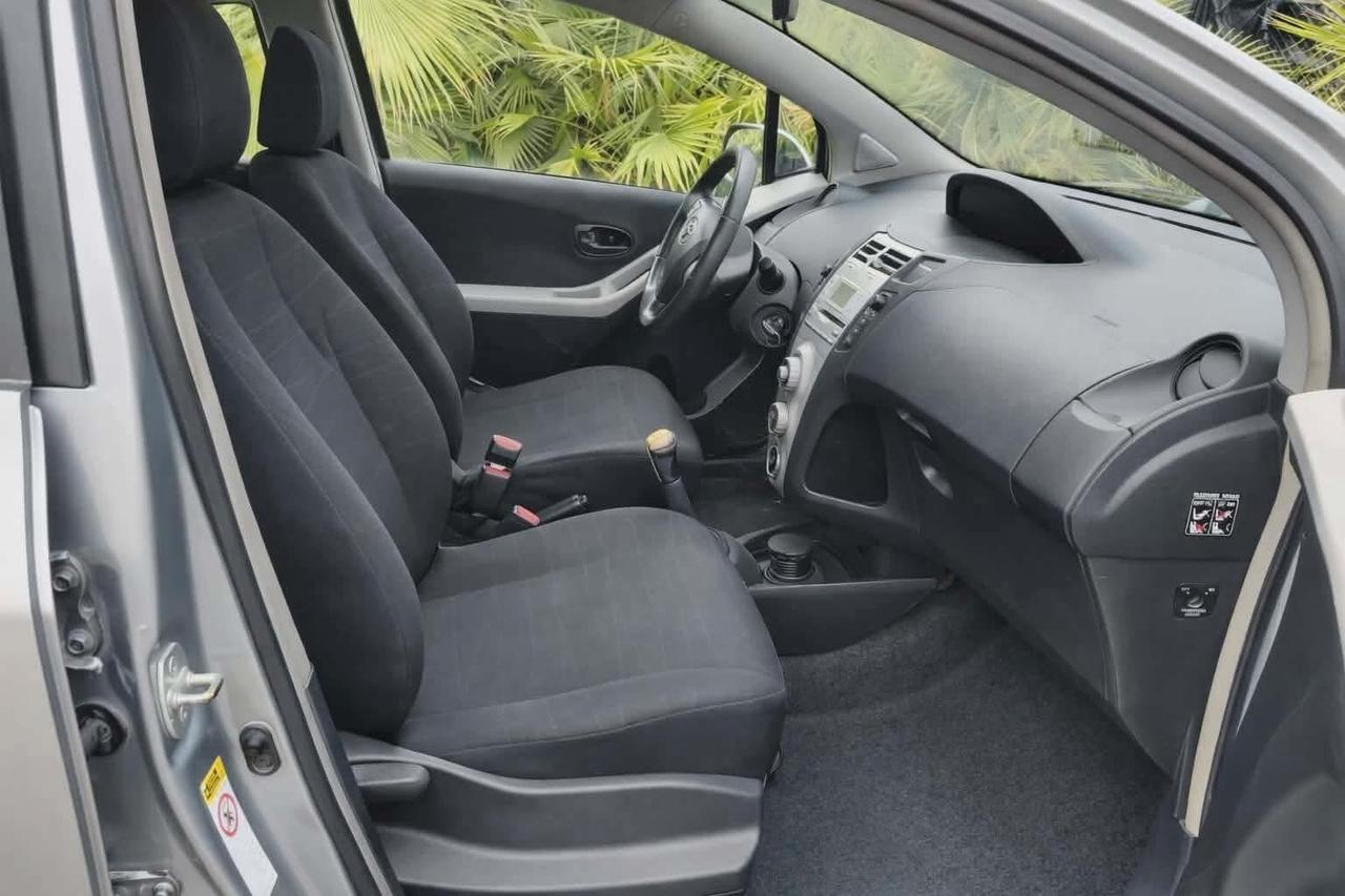 Toyota Yaris 1.0 Benzina 5 porte Full Optional NUOVA