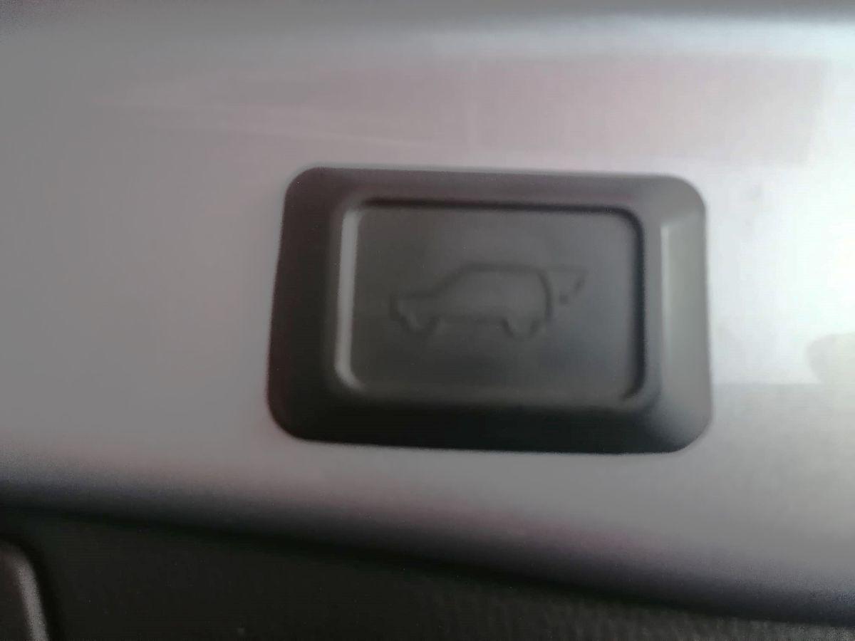 TOYOTA - RAV4 - 2.5 HVE-CVT 2WD Dynamic