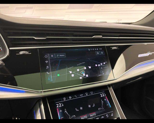 AUDI SQ8 TFSI quattro tiptronic sport attitude