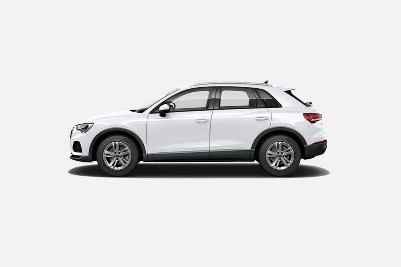 Audi Q3 45 2.0 tfsi Identity Black quattro 245cv s-tronic