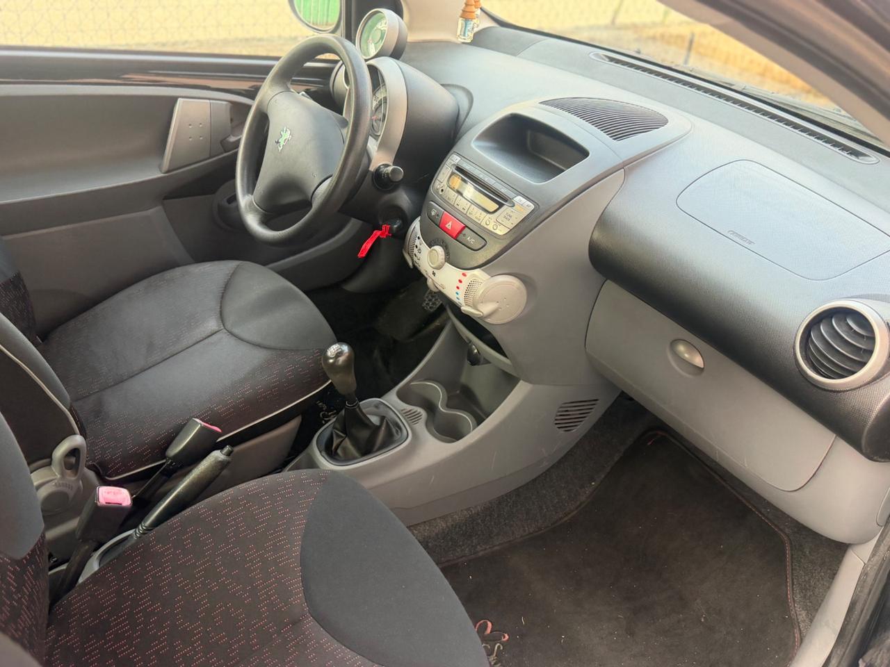 Peugeot 107 1.0 68CV 3p. Desir