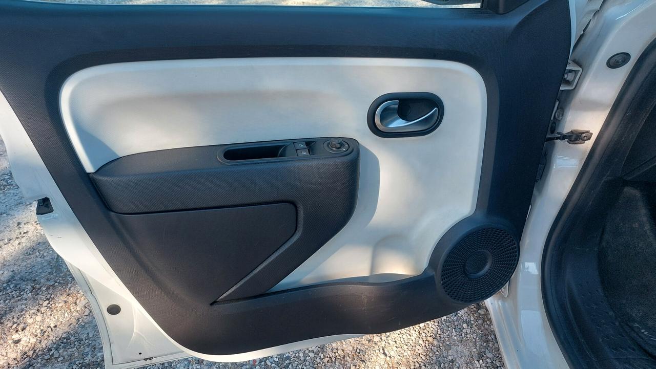 Renault Twingo 1.0 SCe Live