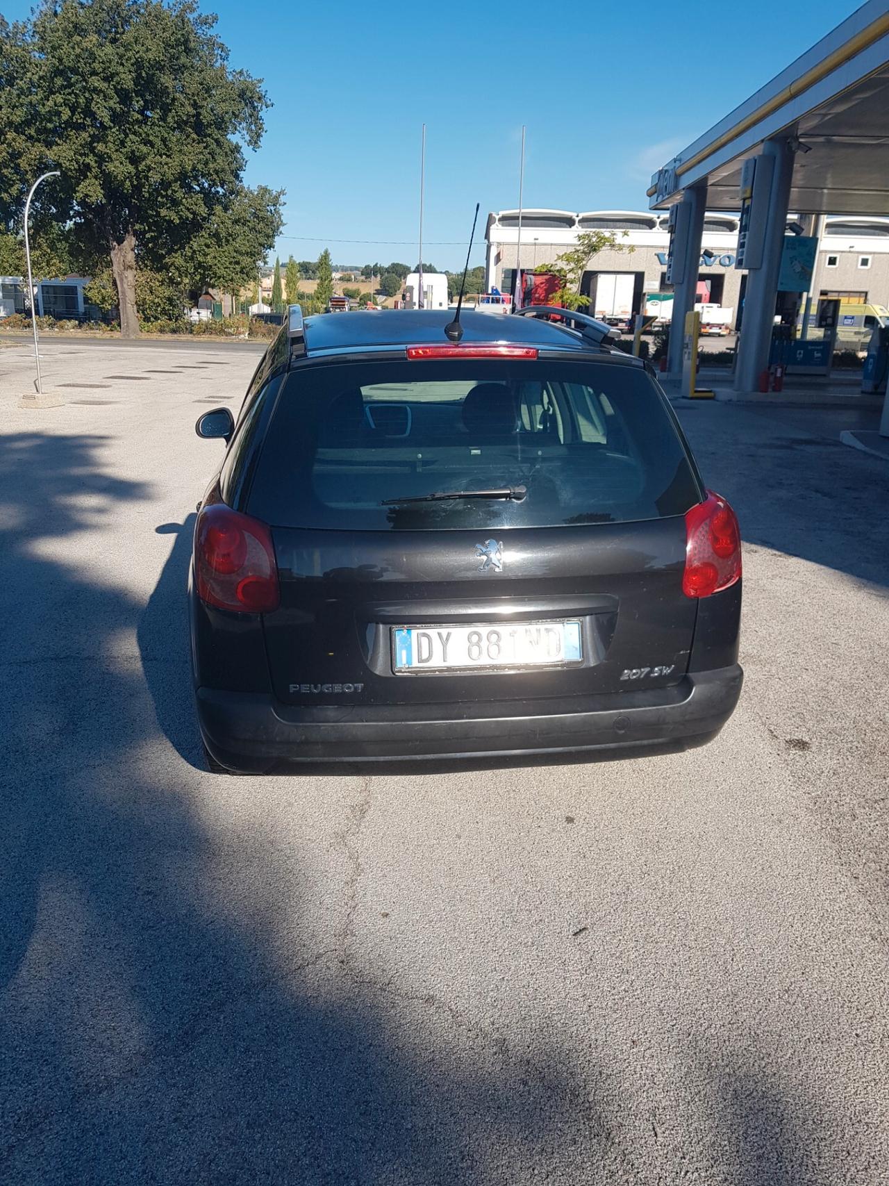 Peugeot 308 1.6 HDi 90Cv anno 2009