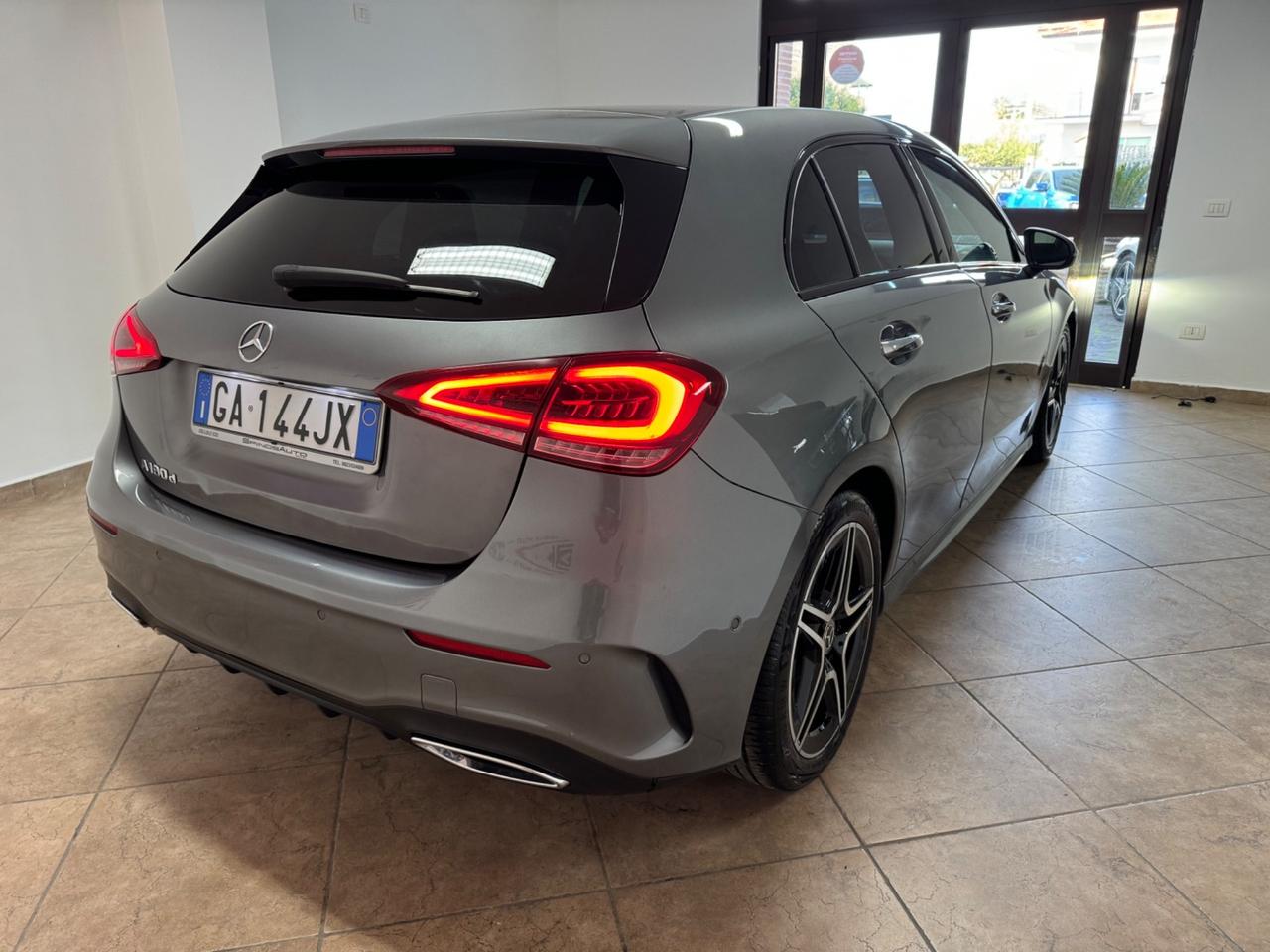 Mercedes-benz A 180 d PREMIUM AMG PACCHETTO LUCI