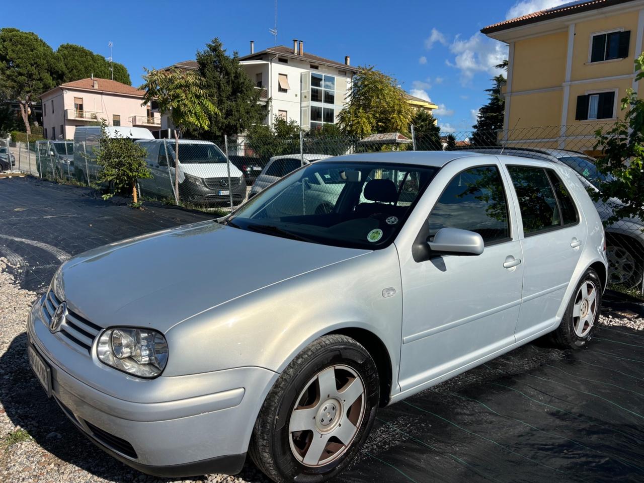 Volkswagen Golf 1.9 TDI 5 porte Gancio Traino