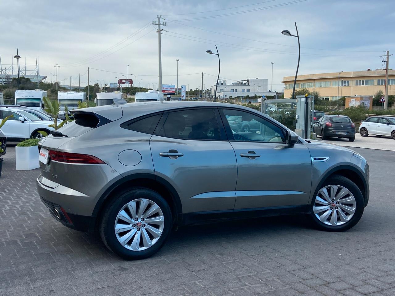 Jaguar E-Pace 2.0d i4 SE awd 180cv auto