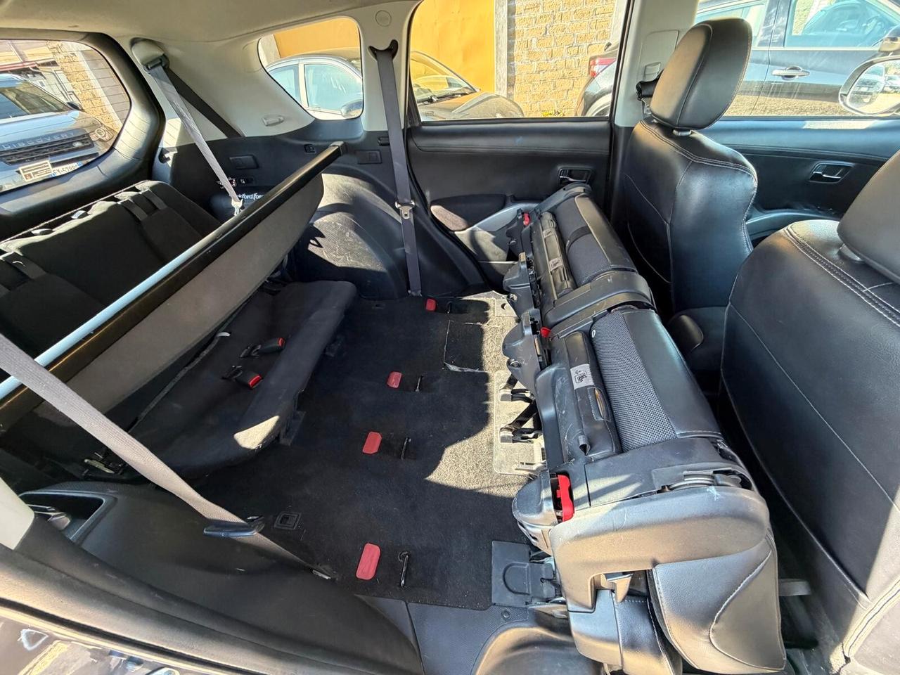 Mitsubishi Outlander 4x4 Cambio Automatico 7 Posti