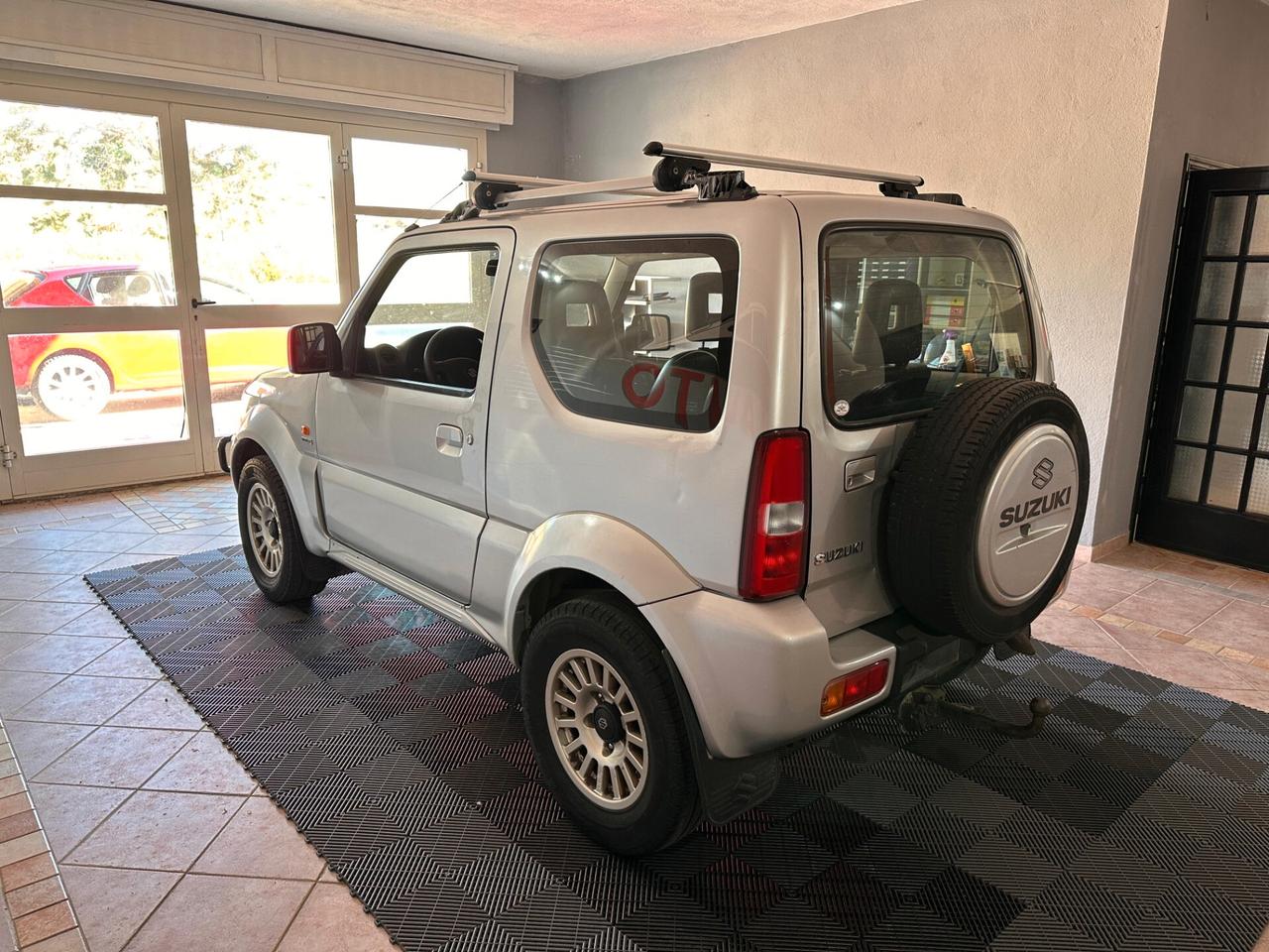 Suzuki Jimny 1.5 DDiS cat 4WD JLX Più