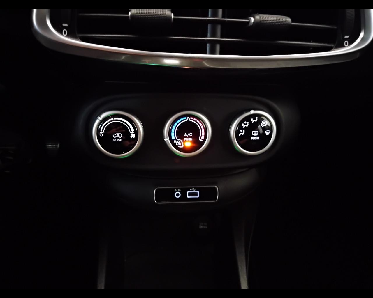 FIAT 500 X 2015 - 500X 1.6 mjt Lounge 4x2 120cv dct