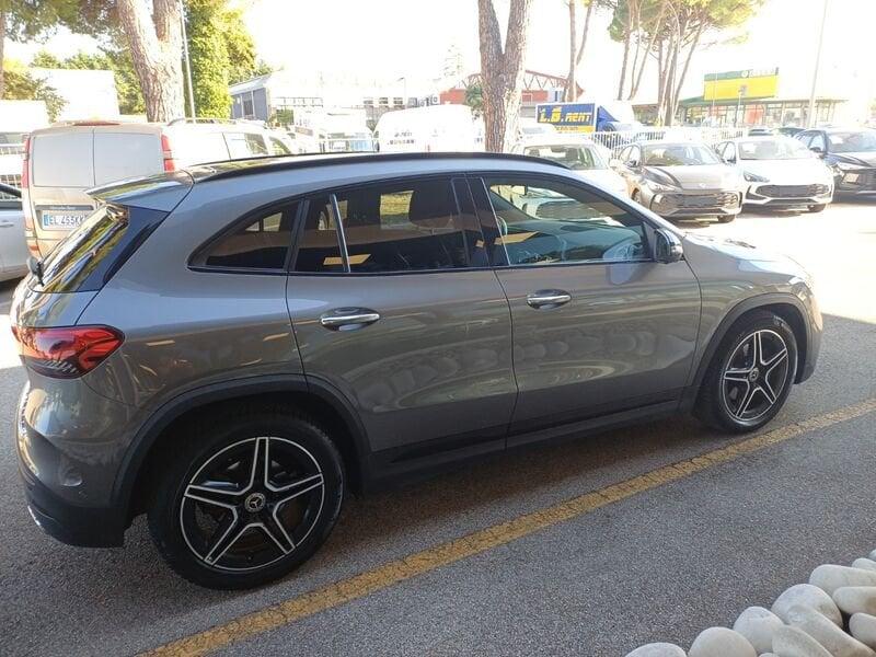 Mercedes-Benz GLA GLA 200 d Automatic Premium NIGHT-PACK