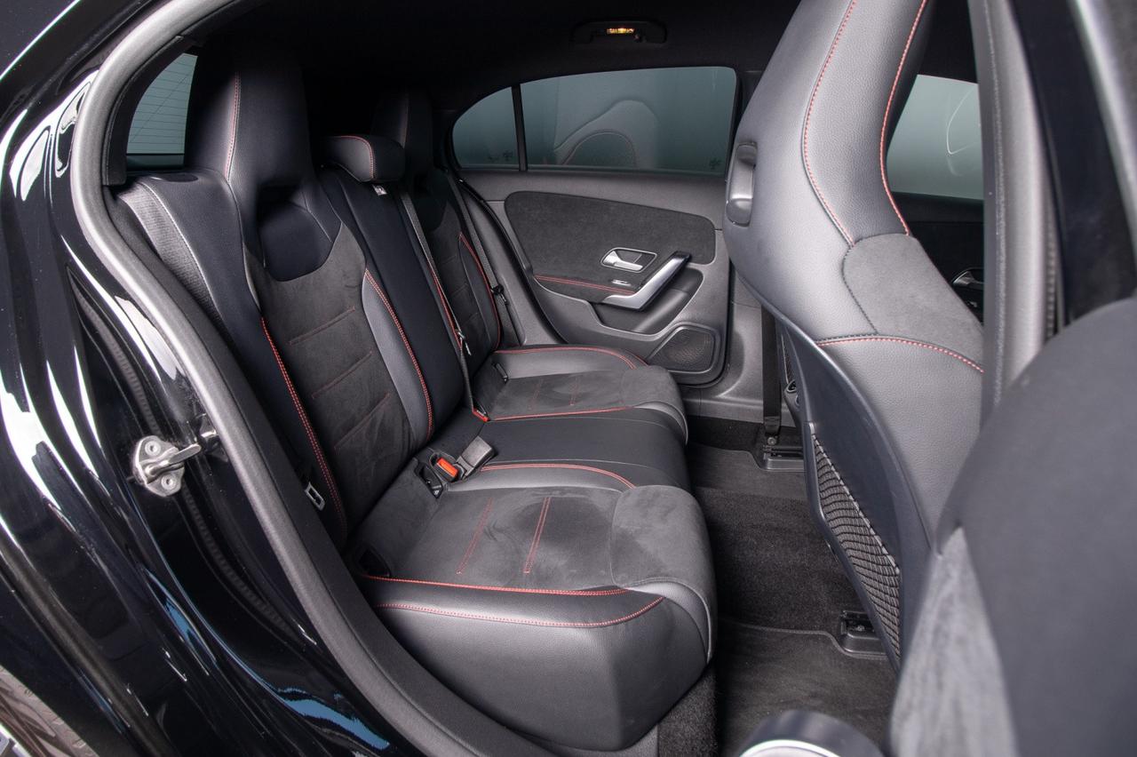 Mercedes-Benz A 180 Premium Amg Auto 136cv