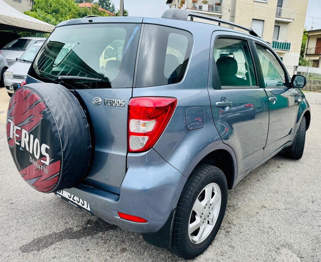 Daihatsu Terios 1.5 4X4 Ok Neopatentati