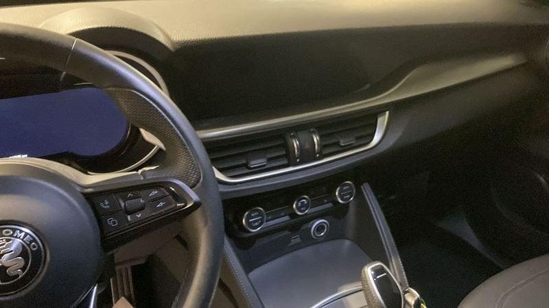 Alfa Romeo Stelvio 2.2 Turbodiesel 210 CV AT8 Q4 Veloce