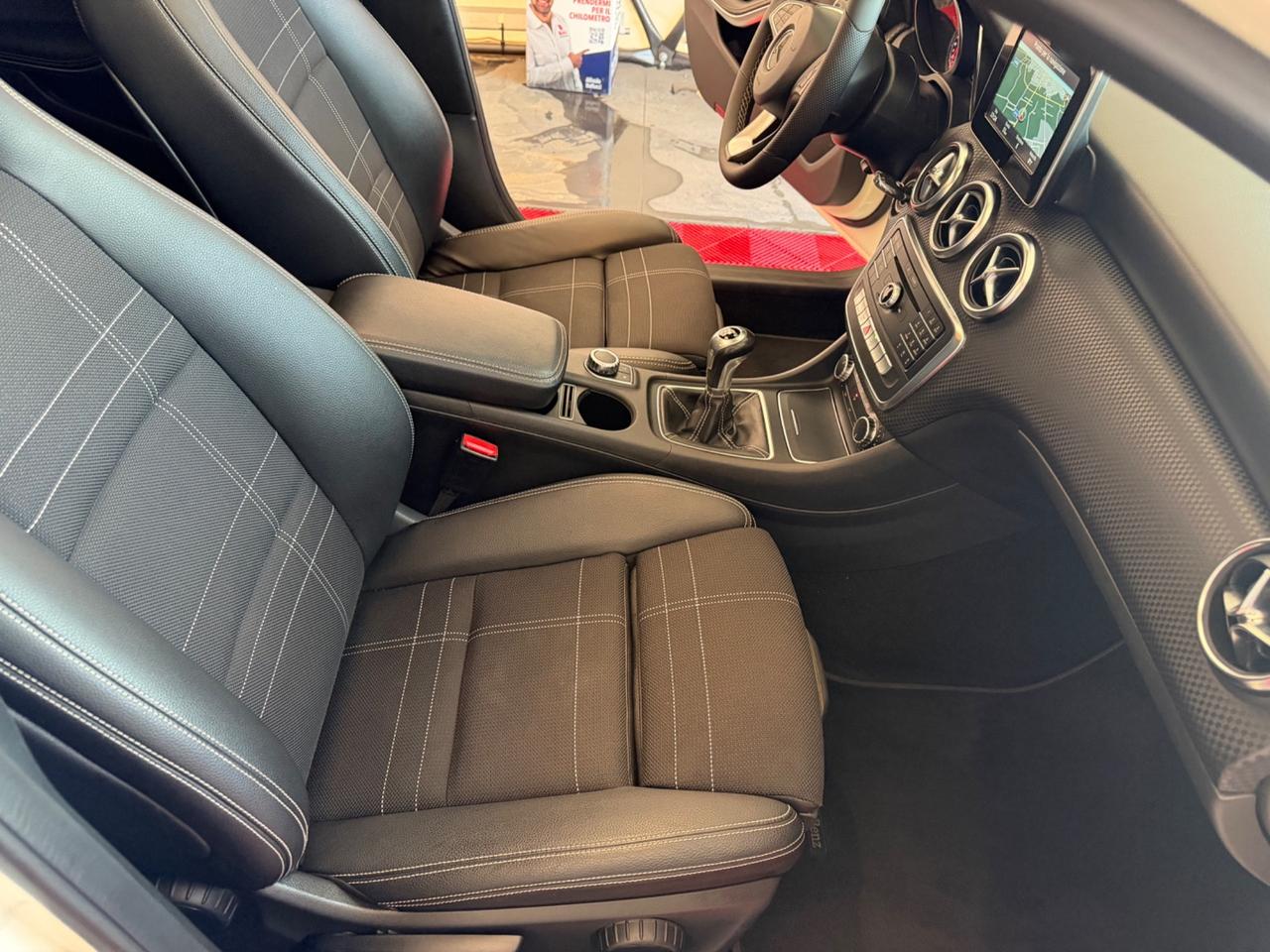 Mercedes-benz A 180 d Premium