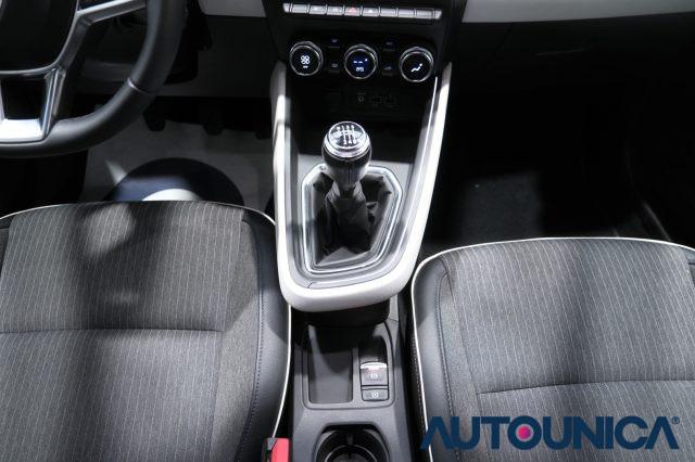 RENAULT Clio TCE 90 CV 5 PORTE TECHNO NEOPATENTATI