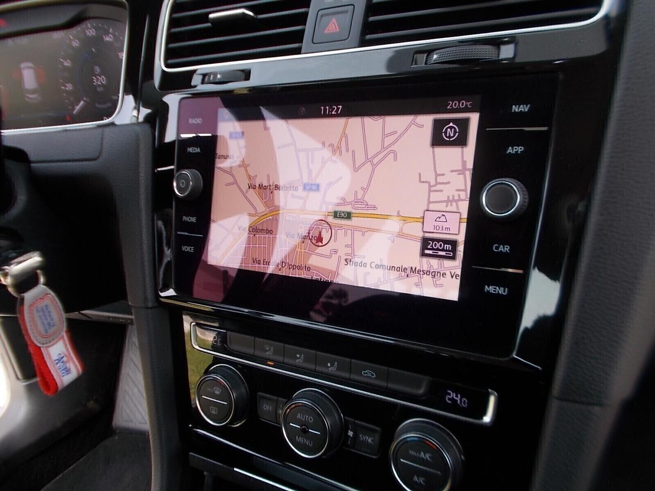 Volkswagen Golf 1.6 TDi VIRTUAL COCKPIT da VETRINA