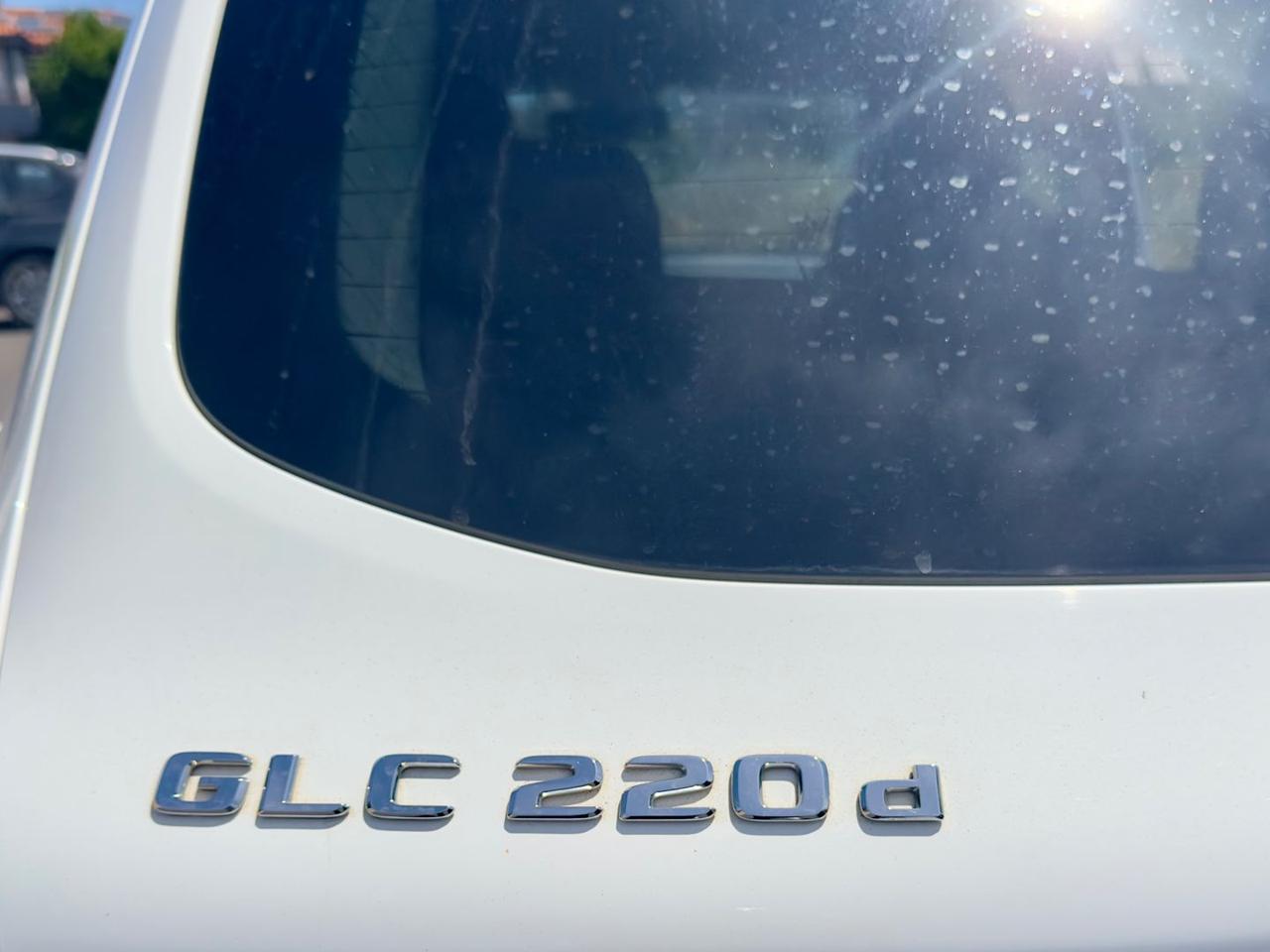 Mercedes-Benz GLC 220 D Premium