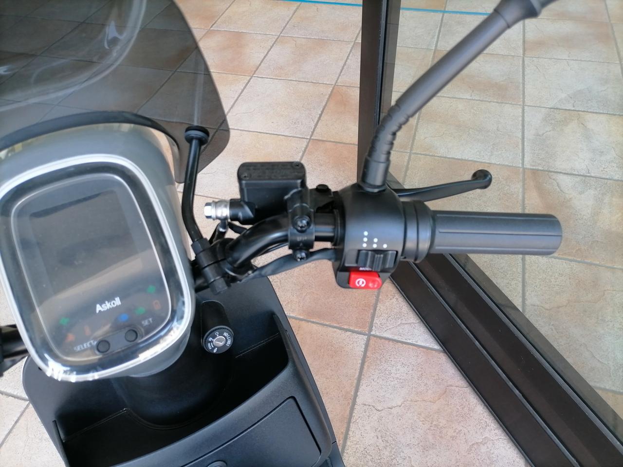 ASKOLL ES2 EVOLUTION 2.8 KM ZERO - 06/2022