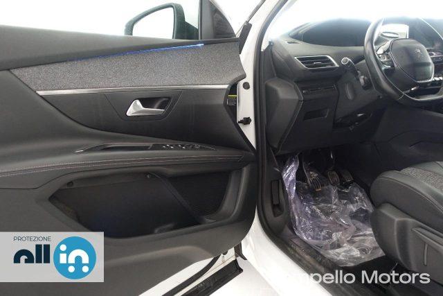 PEUGEOT 3008 3008 PureTech Turbo 130 S&S Allure