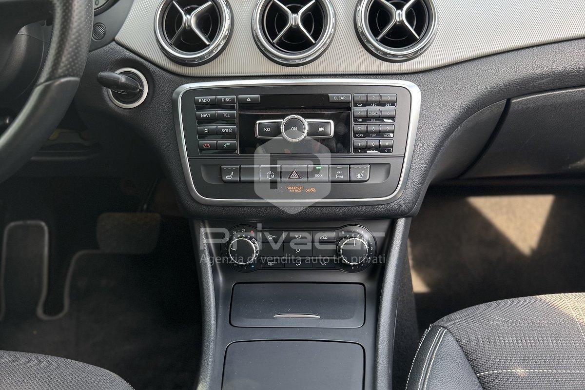 MERCEDES GLA 220 d Automatic 4Matic Sport