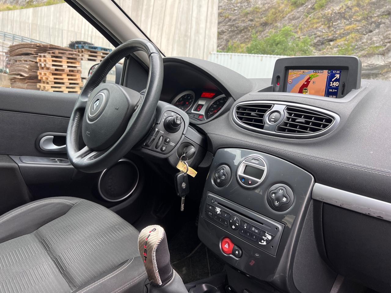 Renault Clio 1.2 16V 5 porte Luxe