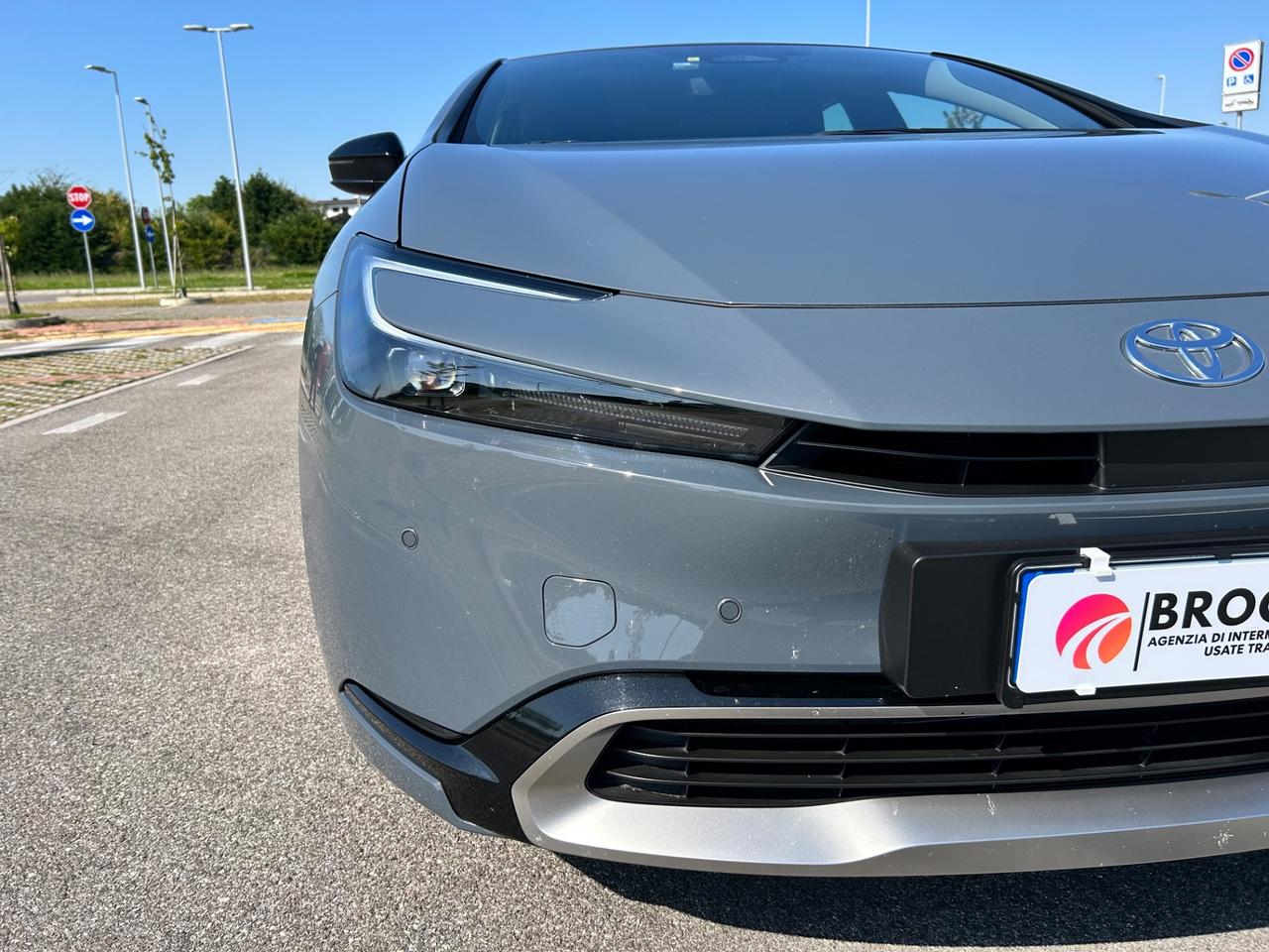 Toyota Prius 2.0 Plug-in Hybrid Lounge