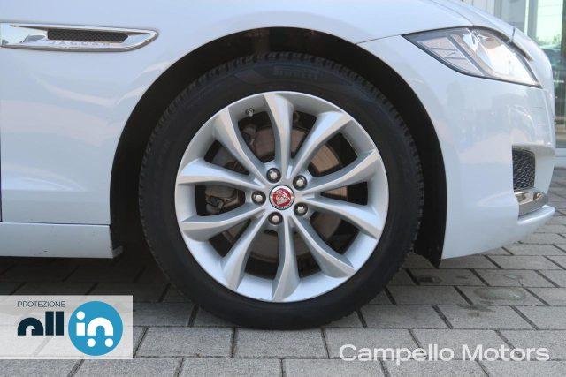JAGUAR XF XF Sportbrake 2.0 D 180cv AWD aut. R-Sport