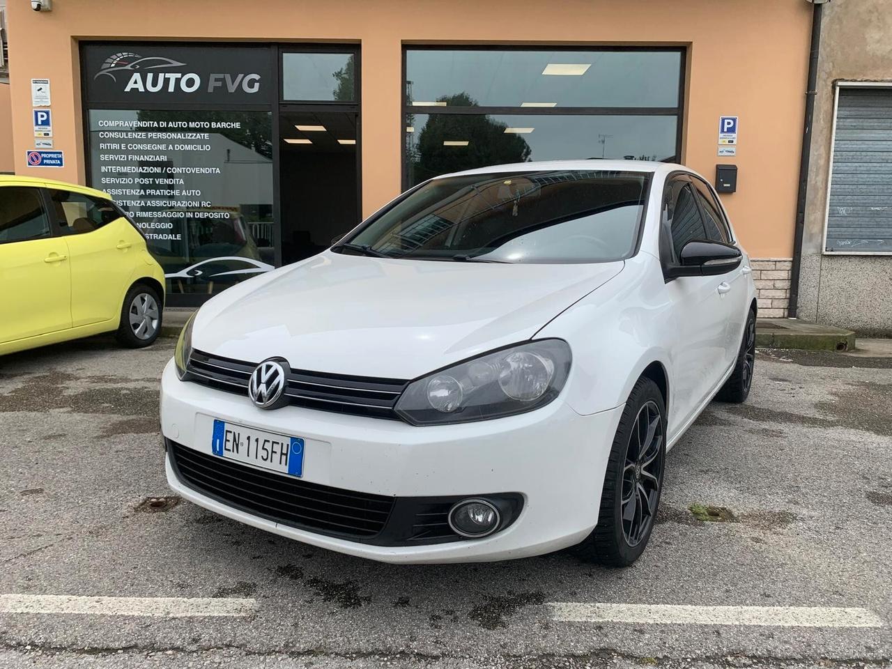 Volkswagen Golf VI 1.6 TDI 5p. Highline Neopat.
