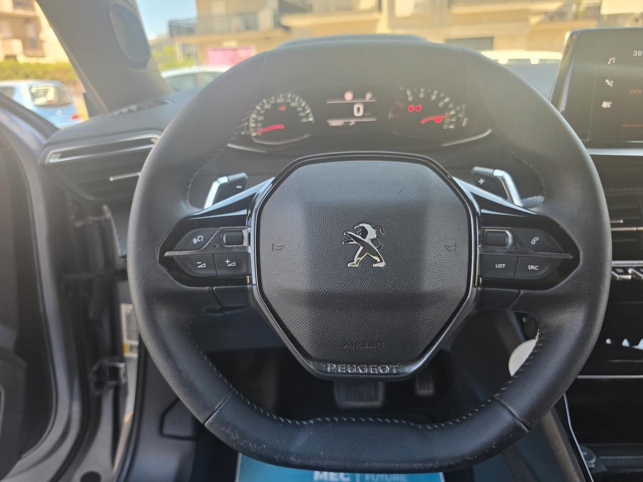 Peugeot 2008 BlueHDi 130 S&S EAT8 Allure