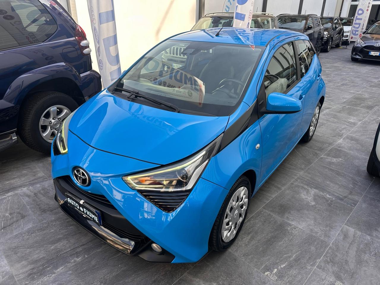 Toyota Aygo 1.0 VVT-i 72 CV 5 porte x-cool