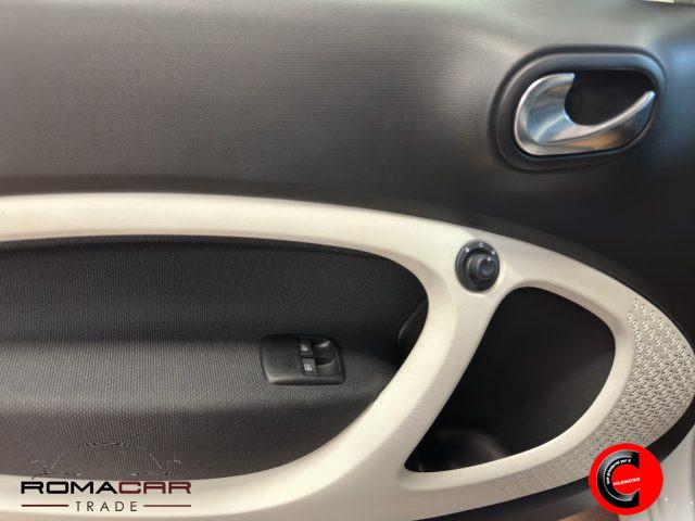 SMART ForTwo 70 1.0 twinamic Passion PACK SPORT LED!