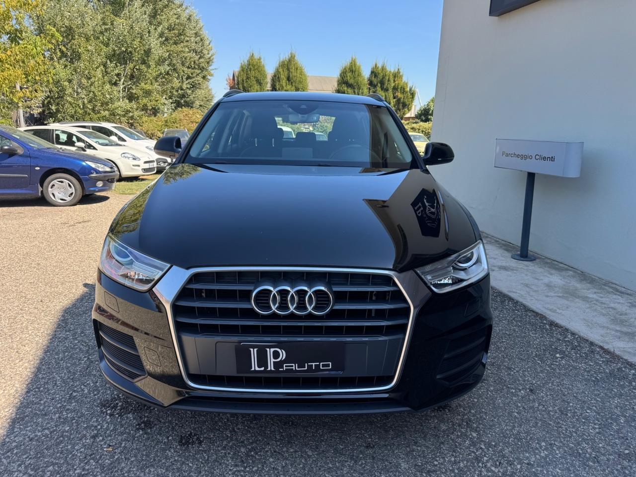 Audi Q3 2.0 TDI 120 CV Design