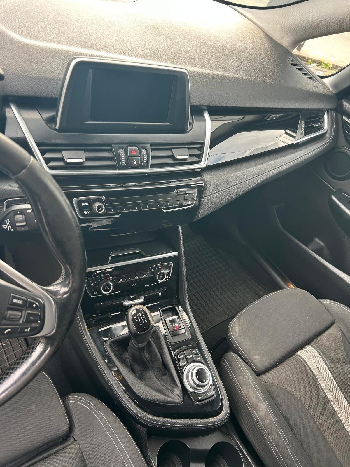 Bmw 2er Active Tourer 218d Sport