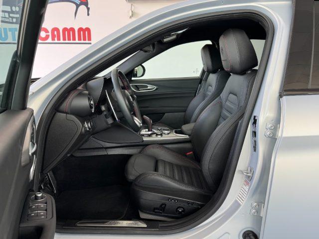 ALFA ROMEO Giulia 2.0 Turbo 280 CV AT8 AWD Q4 Competizione Veloce