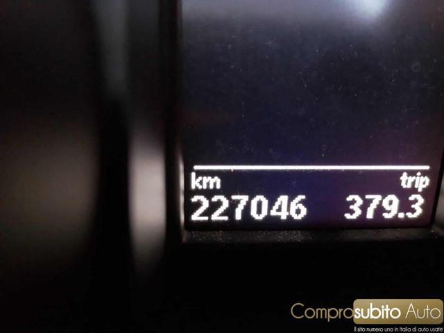 VOLKSWAGEN Golf 2.0 TDI 110CV 5p. Highline ( Garanzia 12 Mesi)