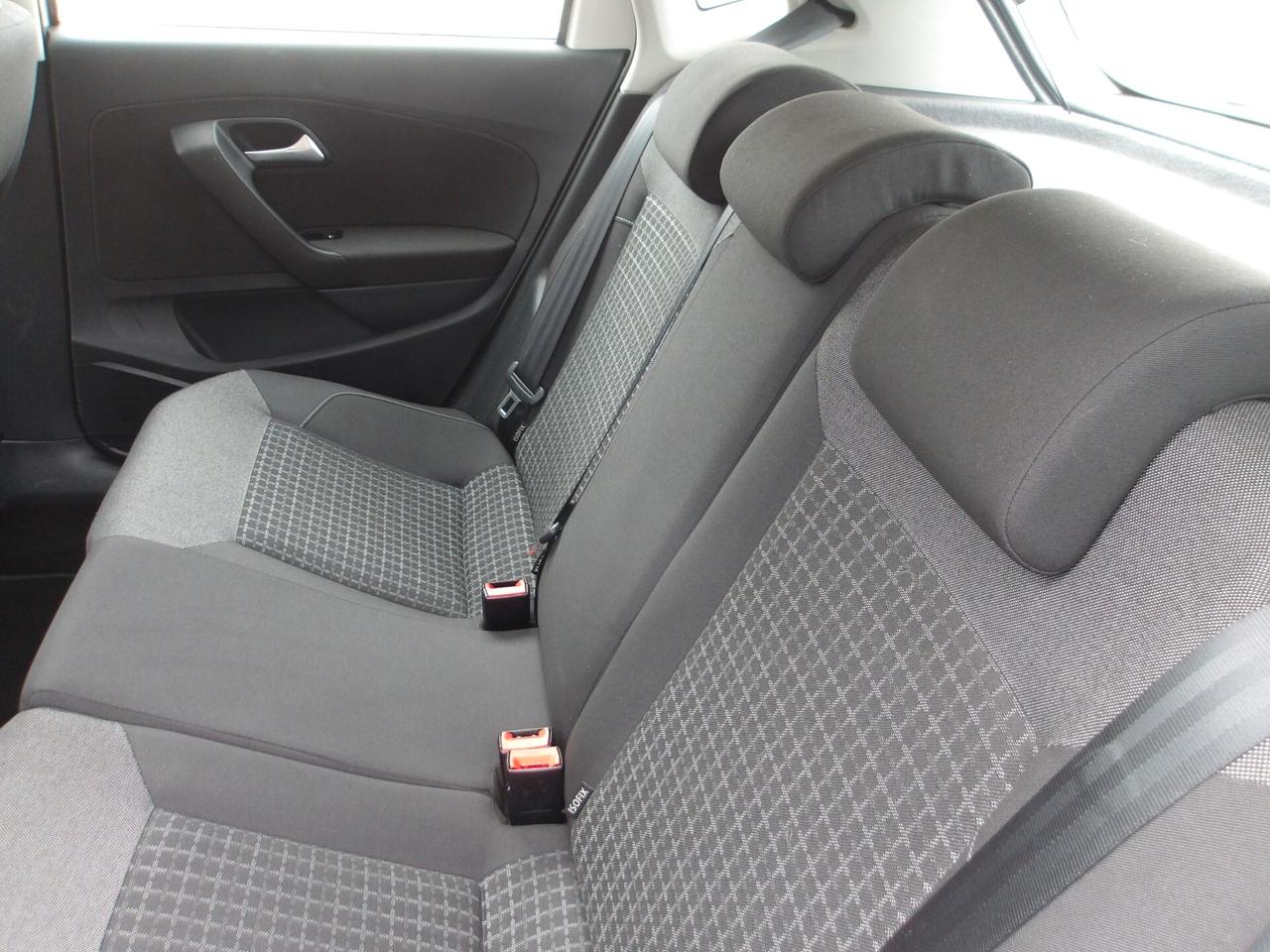 VOLKSWAGEN POLO AUTO -PREZZO PROMO!