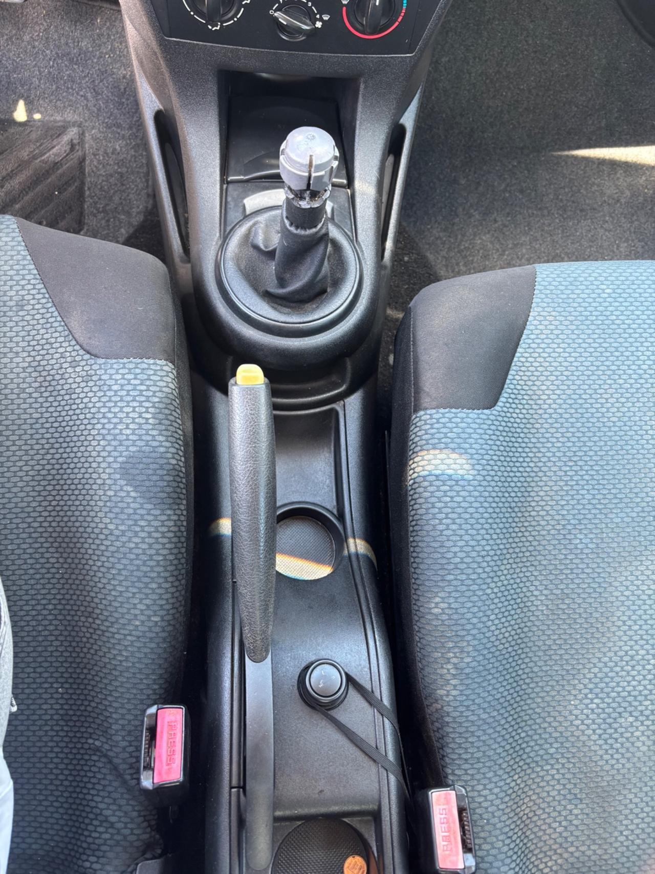Citroen C4 1.6 HDi 90CV Classique