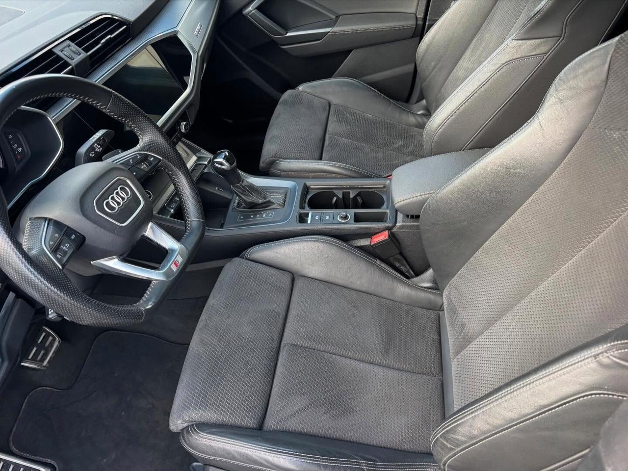 Audi Q3 40 TDI quattro S tronic line-Tetto apribile