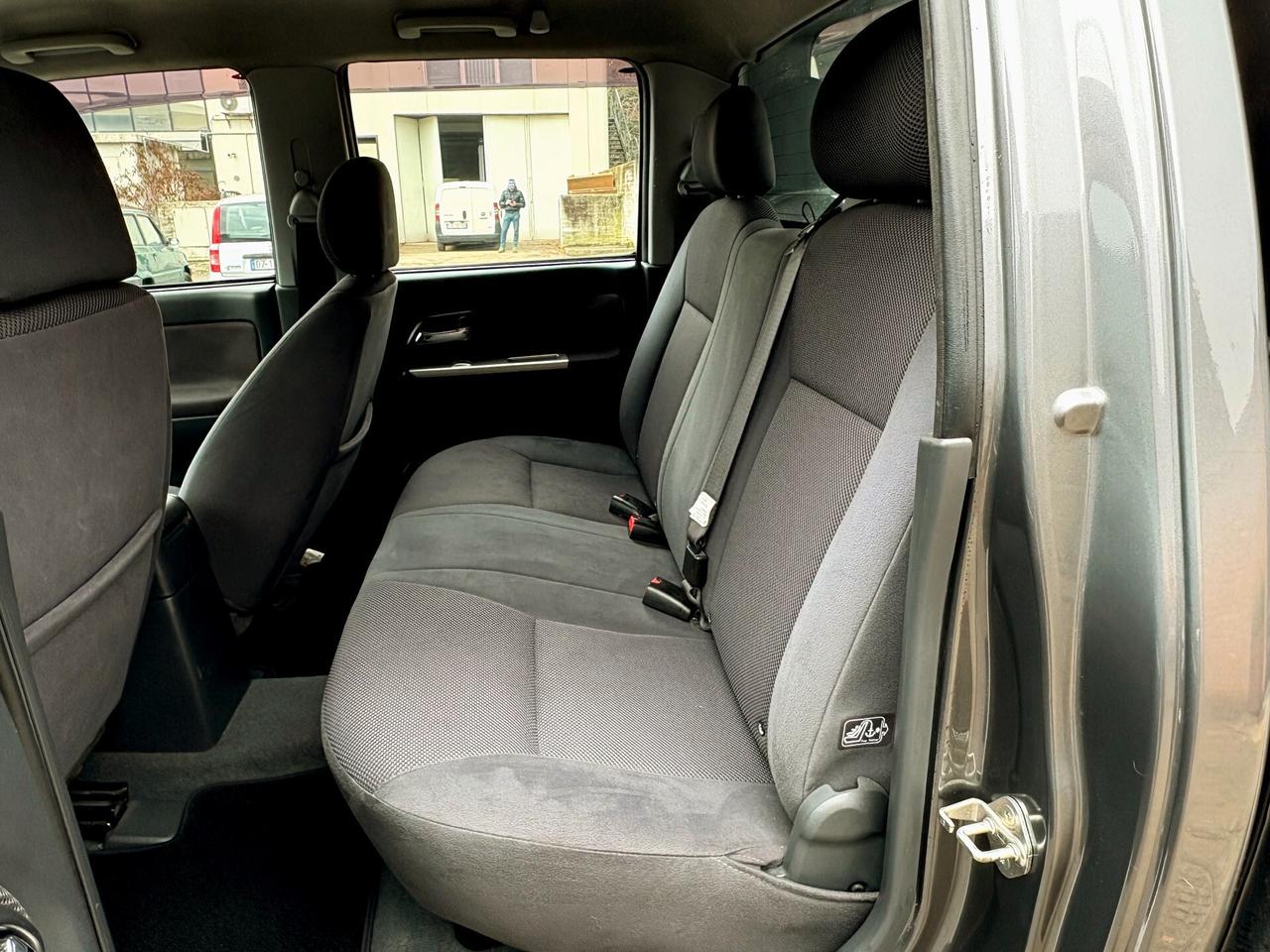 ISUZU D-MAX 3.0D 4x4 aut-D/Cabina-125000km -2010