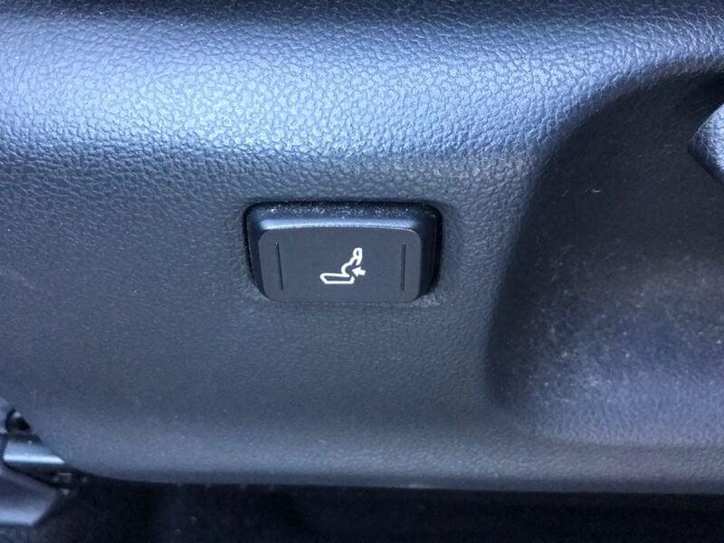 Toyota Yaris Cross 1.5H (116 CV) E-CVT Lounge AWD-i