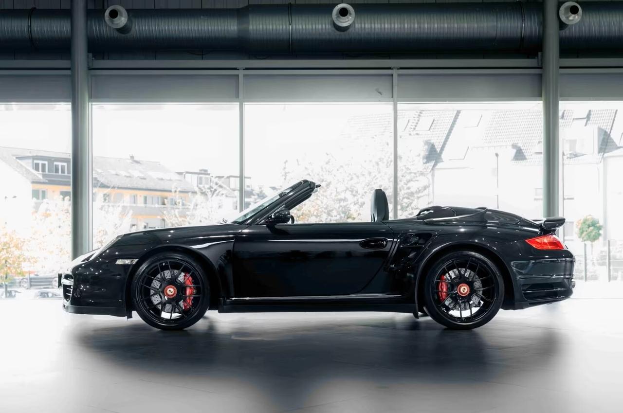 Porsche 911 Turbo Cabriolet