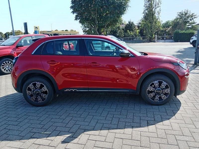FIAT 600 1.2 Hybrid 110cv
