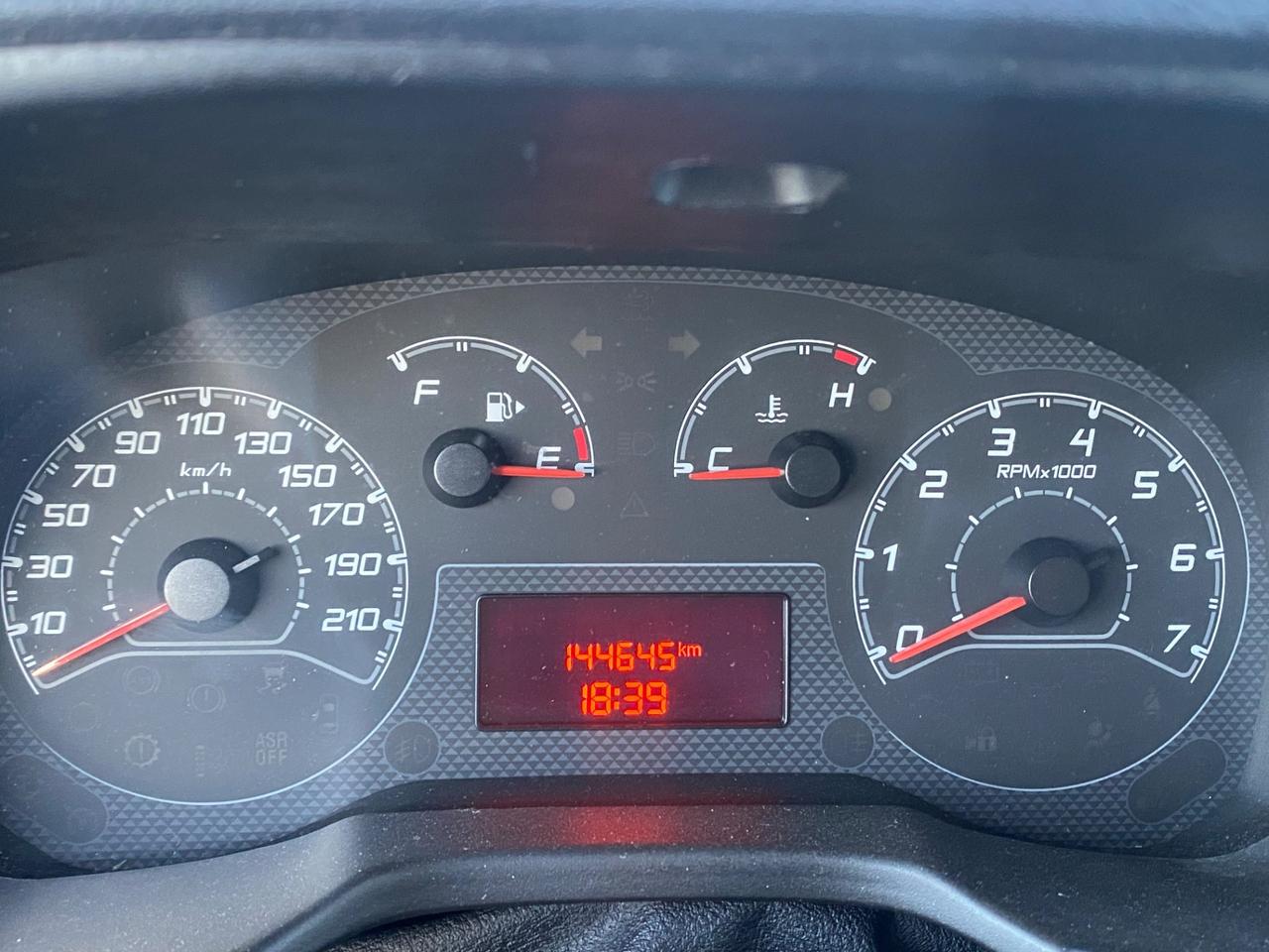 Fiat Qubo 1.3 MJT 95 CV Trekking