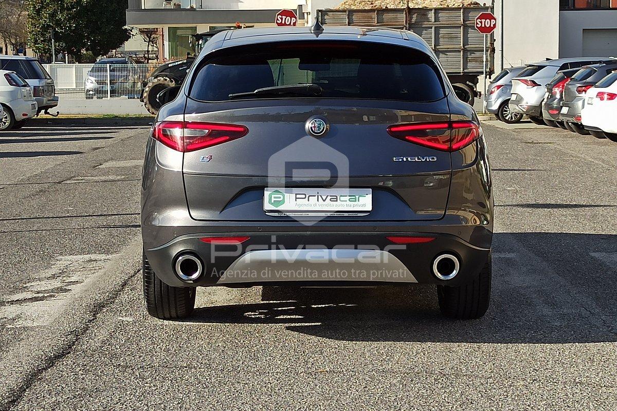 ALFA ROMEO Stelvio 2.2 Turbodiesel 210 CV AT8 Q4 Executive