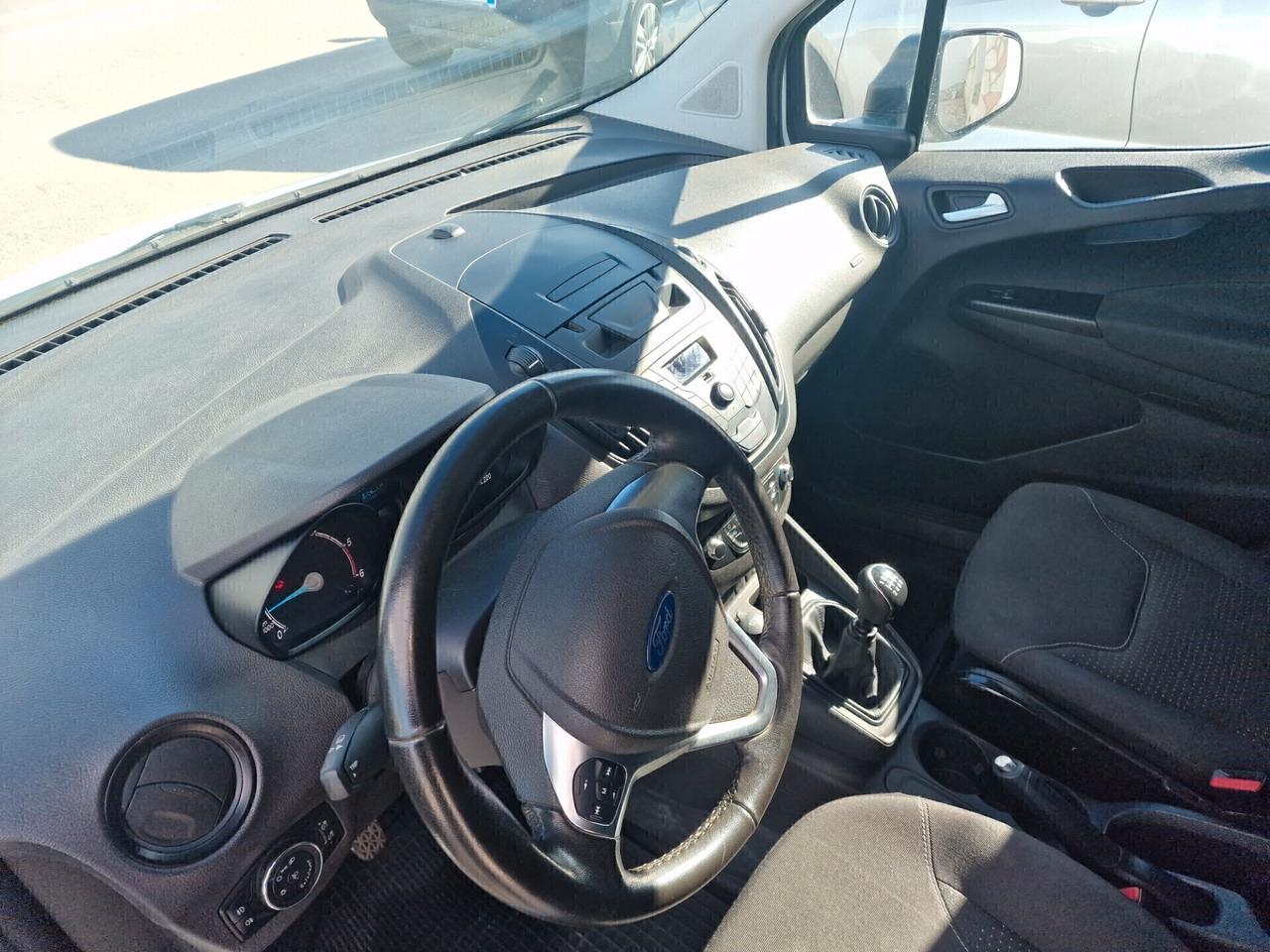 Ford Transit Courier 1.5 TDCi 2022