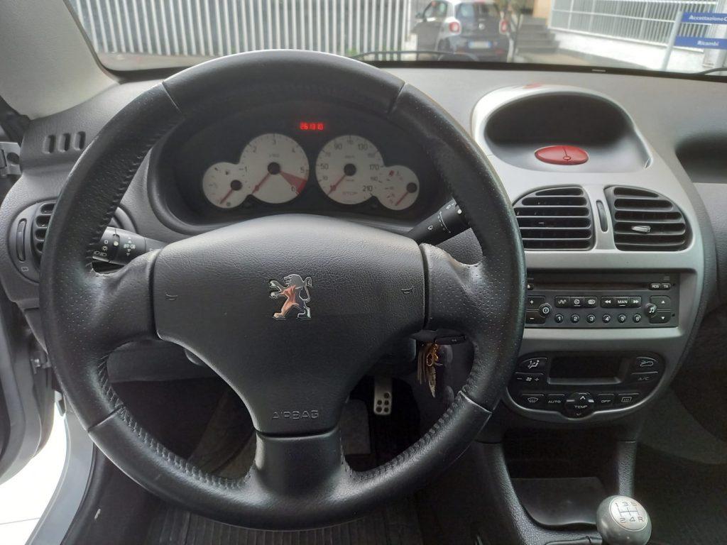 Peugeot 206 1.6 HDi FAP CC Quiksilver